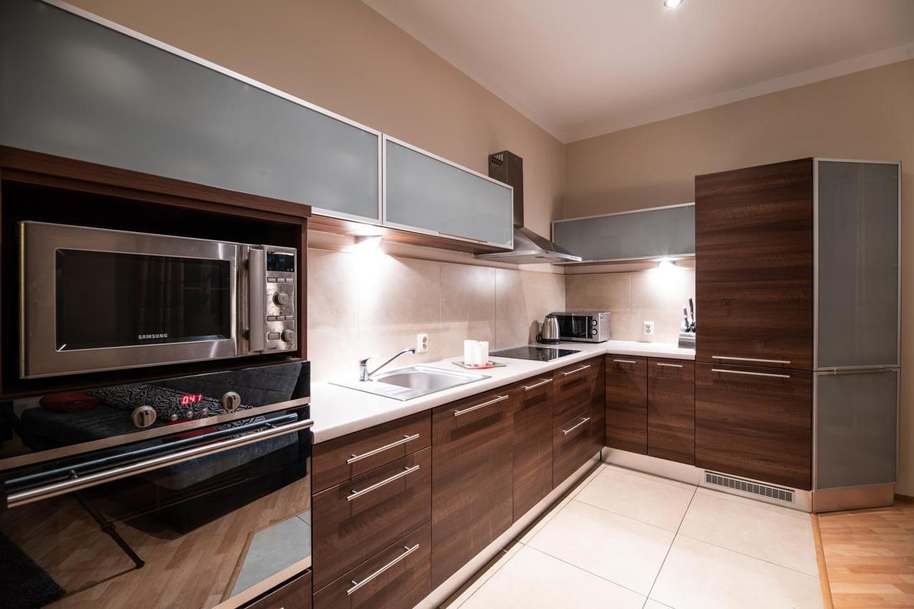 Cracow Rent - Spacious For 2-7 People In Quiet Area - Kolberga Street Nr 3 - 10 Min To Main Square By Foot Aparthotel Krakau
